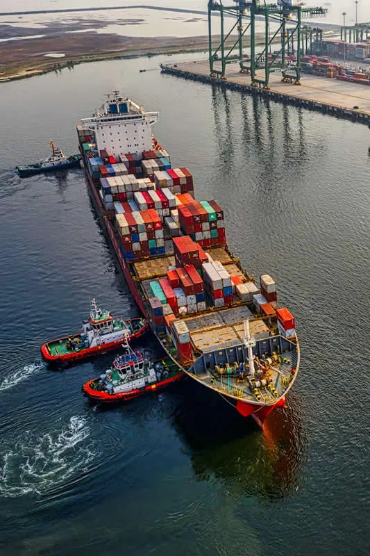Logística internacional y transporte multimodal marítimo-terrestre